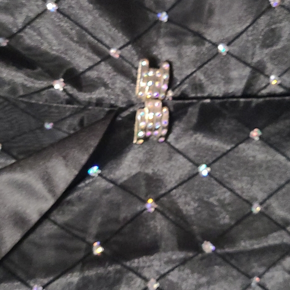 R&M Collections ~10~ Black - Picture 3 of 4